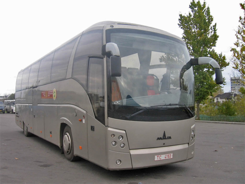 Автомобильное стекло